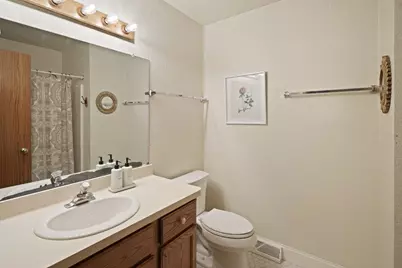 3740 S 94th St, Milwaukee, WI 53228 - Photo 14