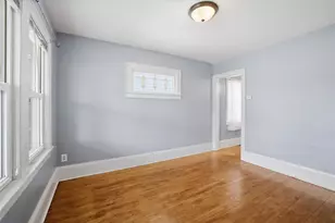 5827 W Rogers St, West Allis, WI 53219 - Photo 14