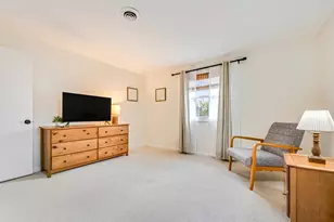 10422 W Hillside Ave, Wauwatosa, WI 53222 - Photo 34
