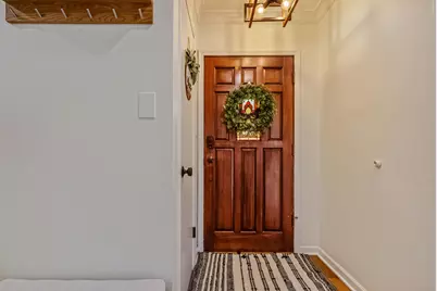 10422 W Hillside Ave, Wauwatosa, WI 53222 - Photo 10