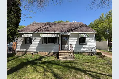 1615  31st St, La Crosse, WI 54601 - Photo 1