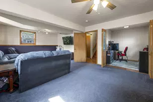 9340 W Arch Ave, Milwaukee, WI 53224 - Photo 8
