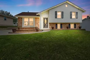 9340 W Arch Ave, Milwaukee, WI 53224 - Photo 2