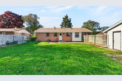 5811 W Ester Pl, Brown Deer, WI 53223 - Photo 32