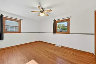 5811 W Ester Pl, Brown Deer, WI 53223 - Photo 18
