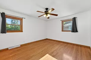 5811 W Ester Pl, Brown Deer, WI 53223 - Photo 20