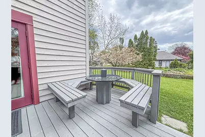13130 W Scarborough Dr, New Berlin, WI 53151 - Photo 36
