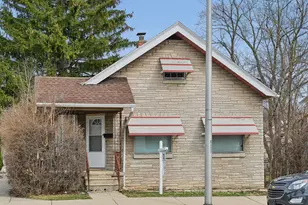 2200 S 84th St, West Allis, WI 53227 - Photo 2