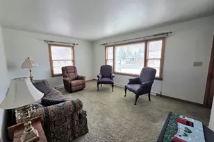 1288 Marian Ln, Green Bay, WI 54304 - Photo 6