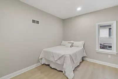 6800  Auburn Ave #6802, Wauwatosa, WI 53213 - Photo 16