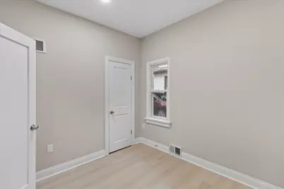 6800  Auburn Ave #6802, Wauwatosa, WI 53213 - Photo 18