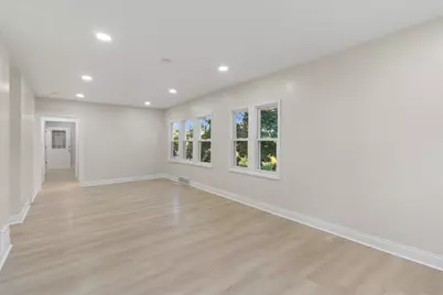 6800  Auburn Ave #6802, Wauwatosa, WI 53213 - Photo 10