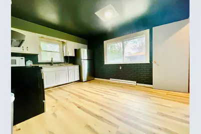 8523 W Glendale Ave, Milwaukee, WI 53225 - Photo 8
