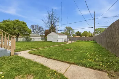 5062 N 20th St, Milwaukee, WI 53209 - Photo 4