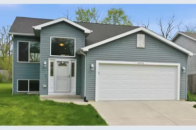 26946  99th St, Salem Lakes, WI 53179 - Photo 2