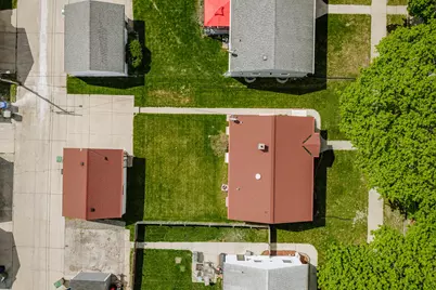 3276 S 69th St, Milwaukee, WI 53219 - Photo 36