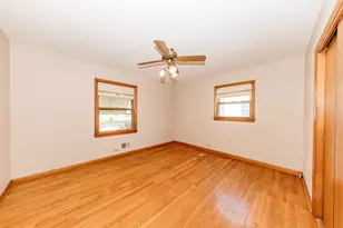 3276 S 69th St, Milwaukee, WI 53219 - Photo 14
