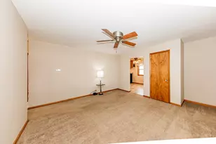 3276 S 69th St, Milwaukee, WI 53219 - Photo 6