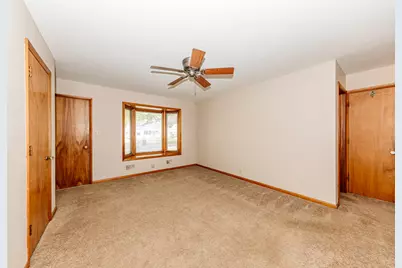 3276 S 69th St, Milwaukee, WI 53219 - Photo 4