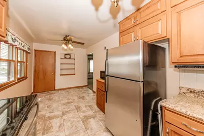 3276 S 69th St, Milwaukee, WI 53219 - Photo 12
