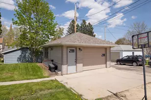 121 S Cedar St, Horicon, WI 53032 - Photo 22