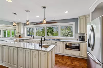 933  Elmwood Way Ct, Richfield, WI 53033 - Photo 24