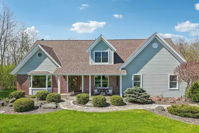 933  Elmwood Way Ct, Richfield, WI 53033 - Photo 2