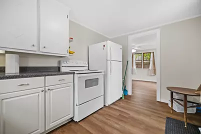 207 S Harrison St, Delavan, WI 53115 - Photo 6