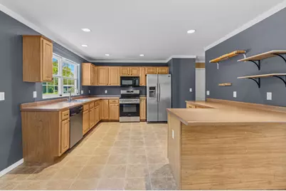 1108 E Pinecrest Ln, Elkhorn, WI 53121 - Photo 18