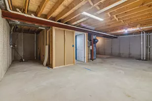 1108 E Pinecrest Ln, Elkhorn, WI 53121 - Photo 28