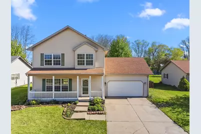 1108 E Pinecrest Ln, Elkhorn, WI 53121 - Photo 1