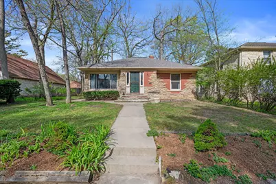 2911 N 82nd St, Milwaukee, WI 53222 - Photo 2