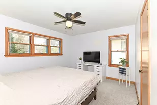 2746 S 77th St, West Allis, WI 53219 - Photo 36