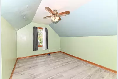 2746 S 77th St, West Allis, WI 53219 - Photo 40