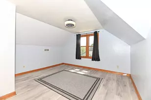 2746 S 77th St, West Allis, WI 53219 - Photo 38