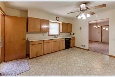 5223  52nd Ave, Kenosha, WI 53144 - Photo 6