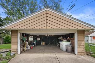 5228 N 107th St, Milwaukee, WI 53225 - Photo 34