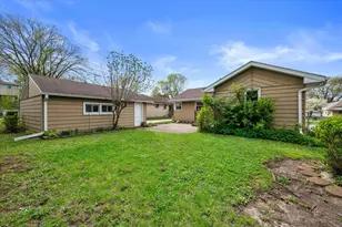 5228 N 107th St, Milwaukee, WI 53225 - Photo 8