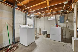 5228 N 107th St, Milwaukee, WI 53225 - Photo 32