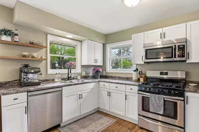 1004 E Newhall Ave, Waukesha, WI 53186 - Photo 8
