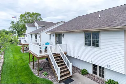 219  Heritage Ln, Onalaska, WI 54650 - Photo 24