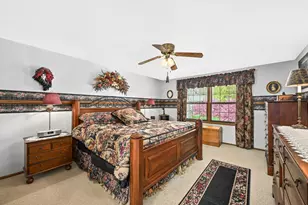 3459 Oak Tree Ln, Racine, WI 53405 - Photo 10