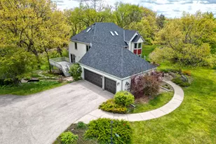 S69W32025 Whitetail Meadows Dr, Mukwonago, WI 53149 - Photo 50