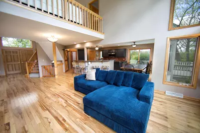 S69W32025  Whitetail Meadows Dr, Mukwonago, WI 53149 - Photo 4