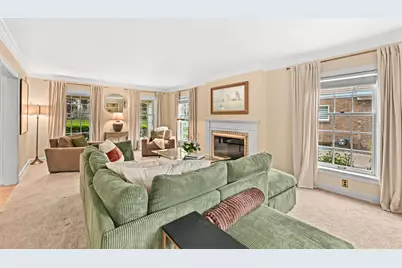 653 N 75th St, Wauwatosa, WI 53213 - Photo 4