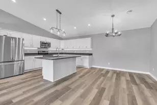 2100 S 21st St, Manitowoc, WI 54220 - Photo 6