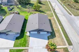 2100 S 21st St, Manitowoc, WI 54220 - Photo 32