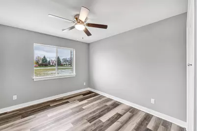 2100 S 21st St, Manitowoc, WI 54220 - Photo 18