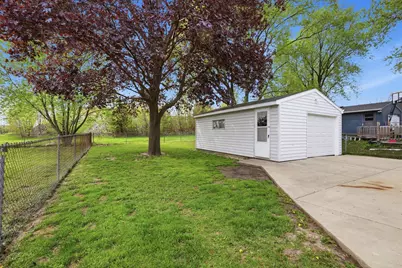 122  Tenny Ave, Waukesha, WI 53186 - Photo 28