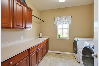 N114W17862  Blackstone Ct, Germantown, WI 53022 - Photo 26